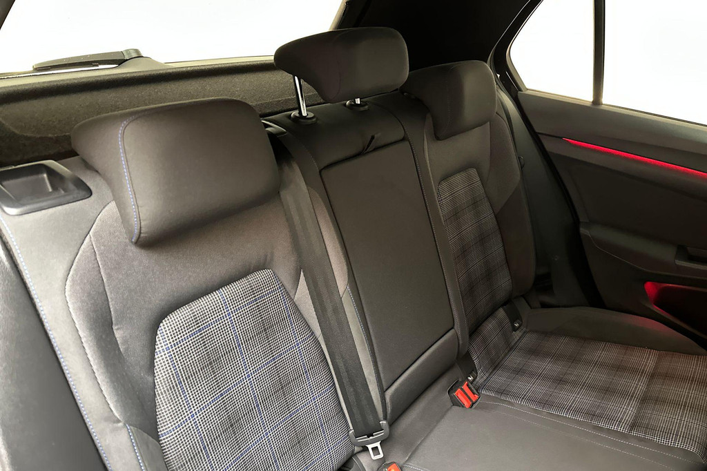 Volkswagen Golf GTE (JSG06V) met abonnement