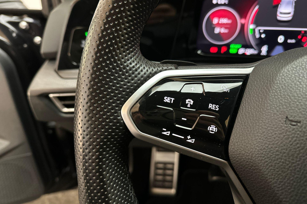 Volkswagen Golf GTE (JSG06V) met abonnement