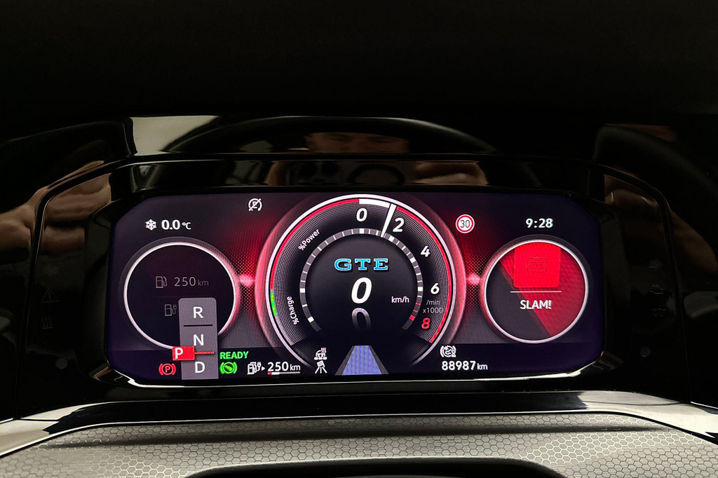 Volkswagen Golf GTE (JSG06V) met abonnement