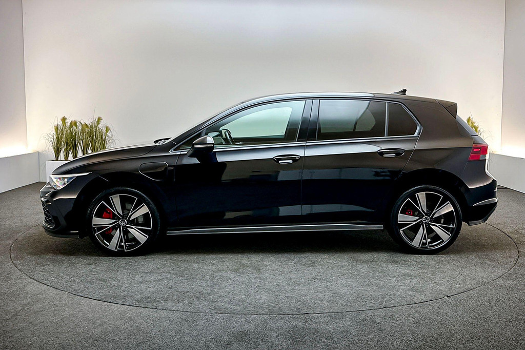 Volkswagen Golf GTE (JSG06V) met abonnement