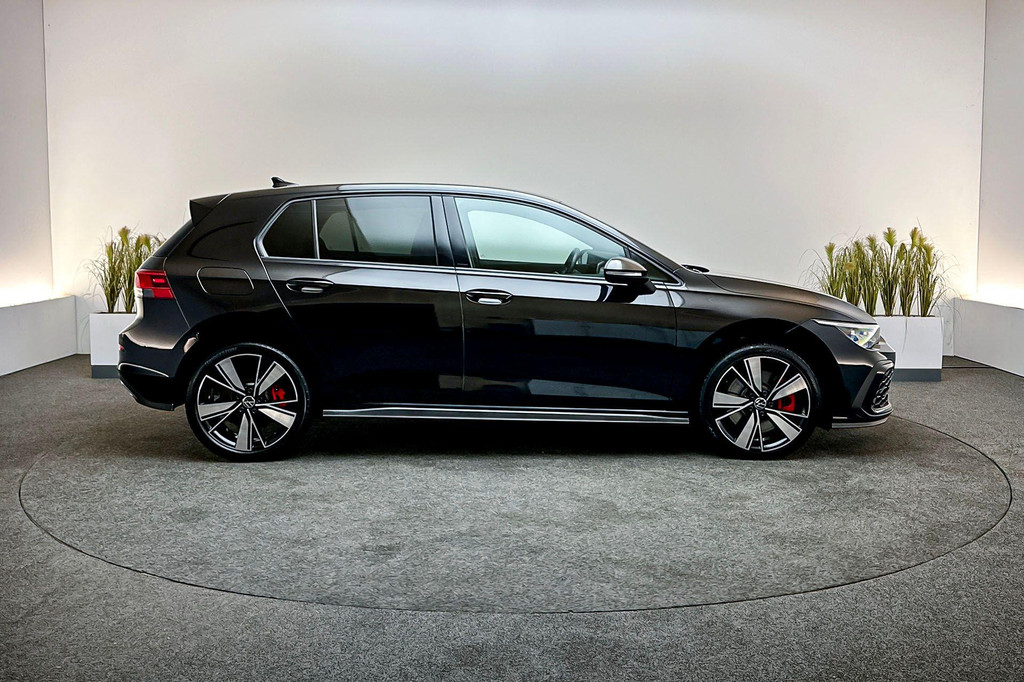 Volkswagen Golf GTE (JSG06V) met abonnement