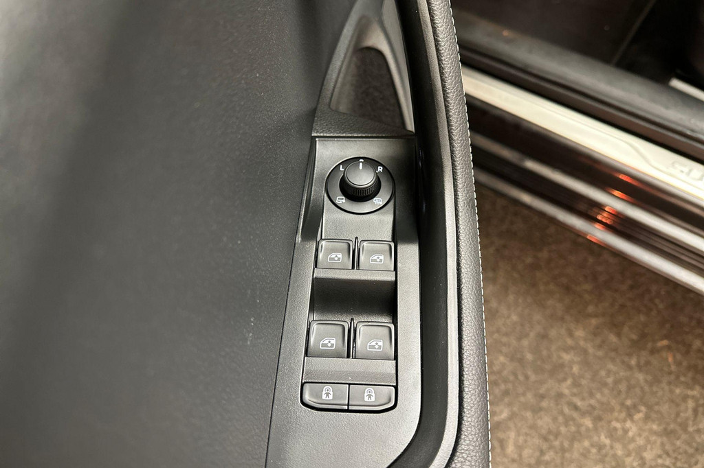 ŠKODA Superb (N476XX) met abonnement