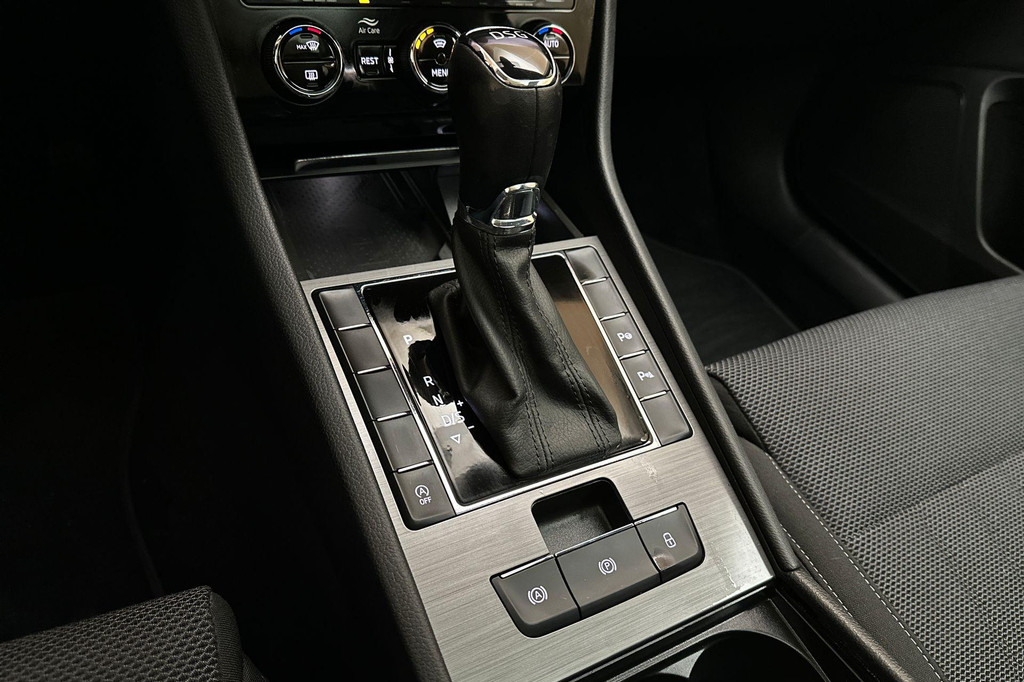 ŠKODA Superb (N476XX) met abonnement