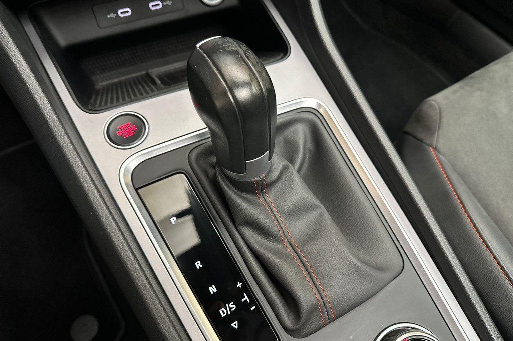 Seat Ateca (JVD21N) met abonnement