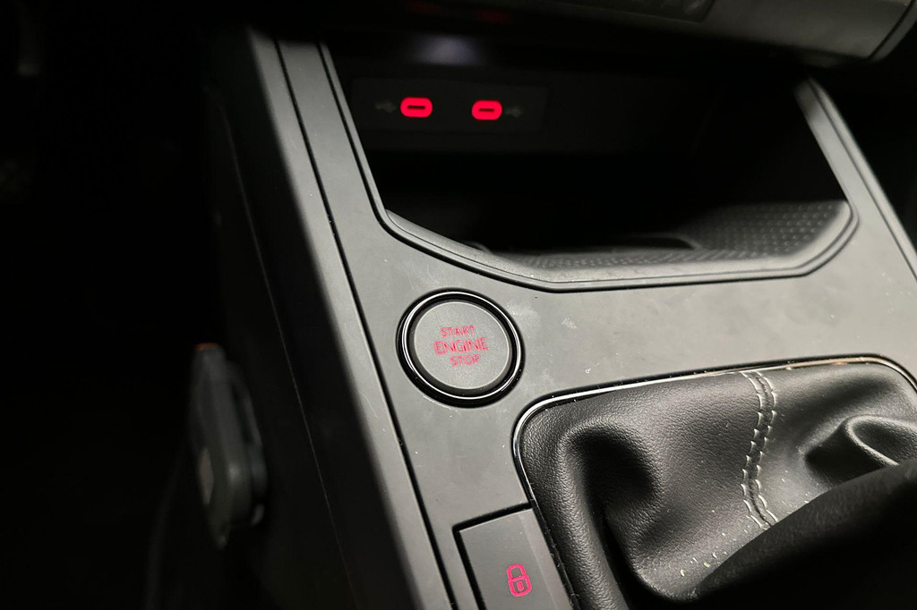 Seat Ibiza (JRP71S) met abonnement