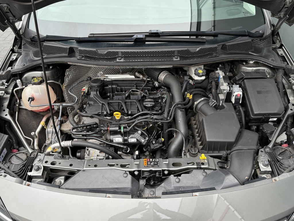 Opel Astra (S852NV) met abonnement