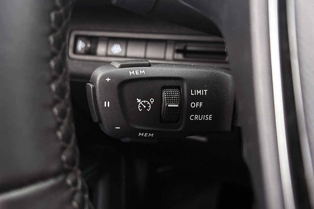 Peugeot 5008 (L759FR) met abonnement