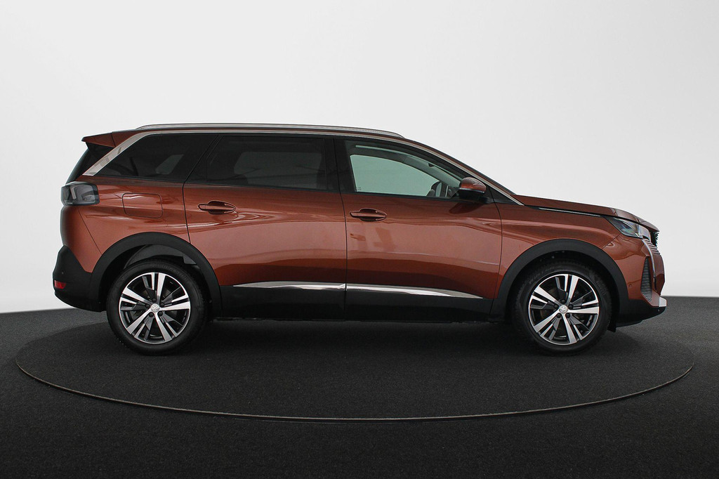 Peugeot 5008 (L759FR) met abonnement