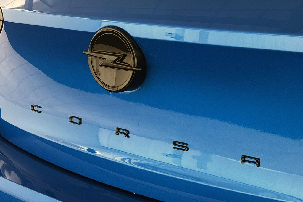 Opel Corsa (HZL39B) met abonnement