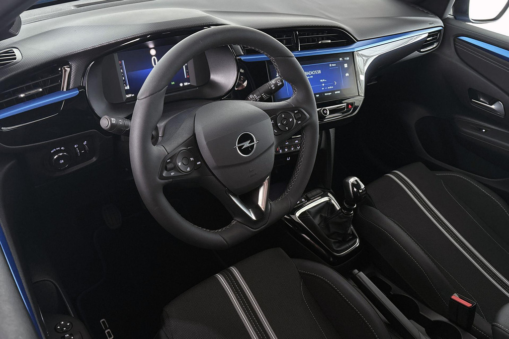 Opel Corsa (HZL39B) met abonnement