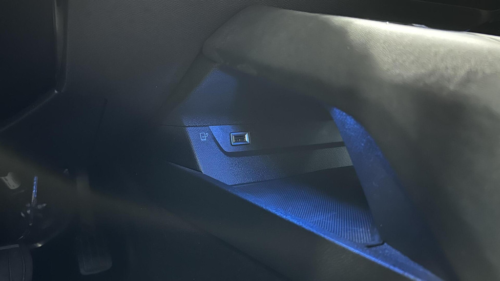 Peugeot 508 (L922HG) met abonnement