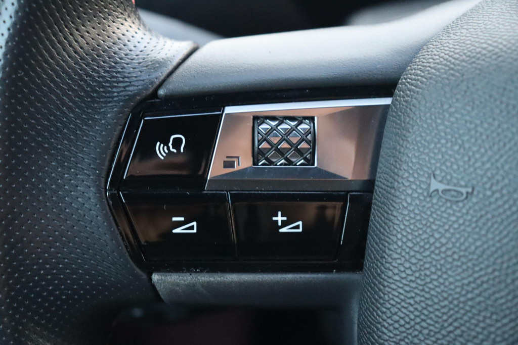 DS DS 3 (K017GP) met abonnement