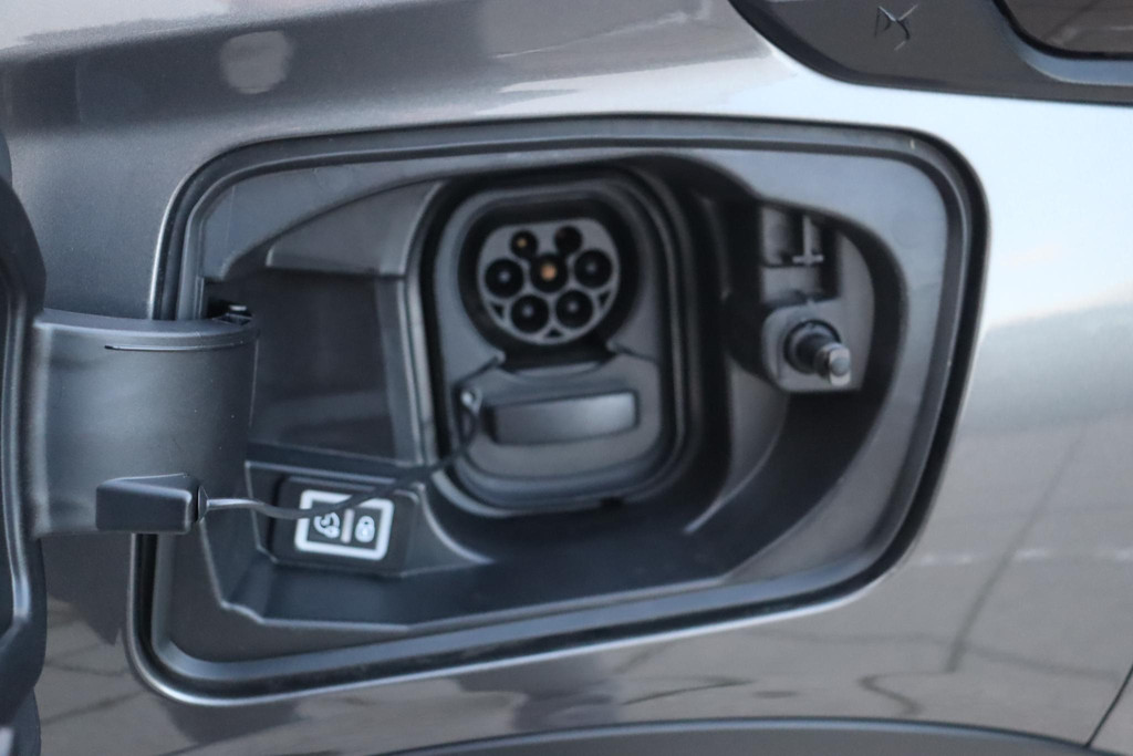 DS DS 3 (K017GP) met abonnement