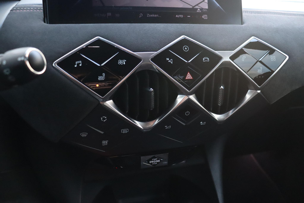 DS DS 3 (K017GP) met abonnement