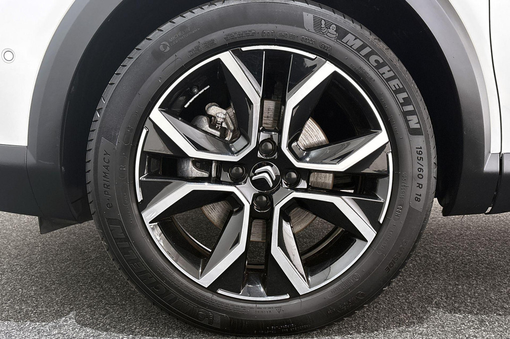 Citroën Ë-C4 (T110TR) met abonnement