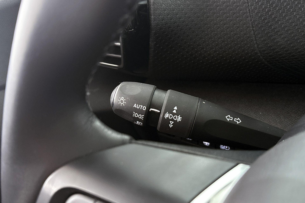 Citroën Ë-C4 (T110TR) met abonnement