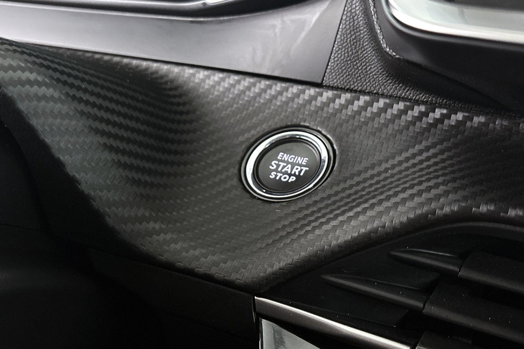 Peugeot e-2008 (X494RL) met abonnement