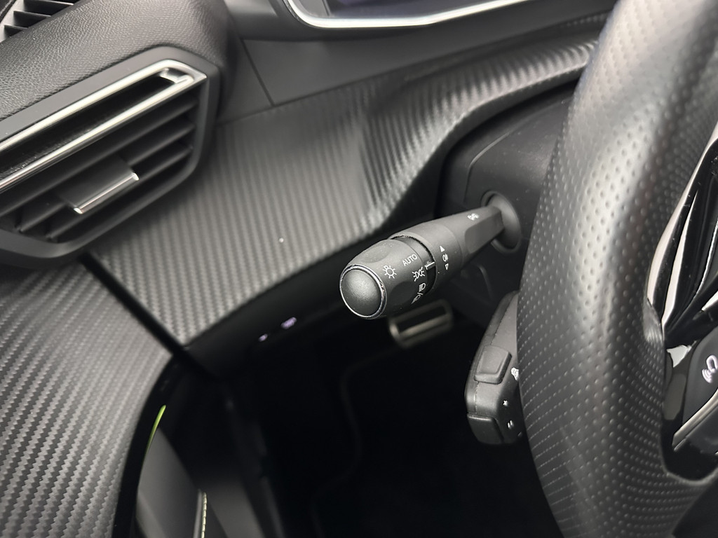 Peugeot e-208 (J325VP) met abonnement