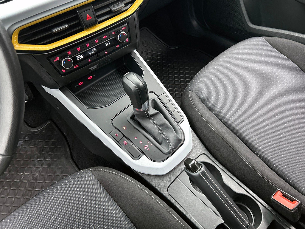 Seat Arona (JTR92R) met abonnement