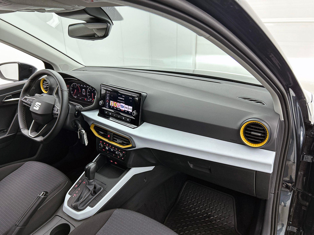 Seat Arona (JTR92R) met abonnement