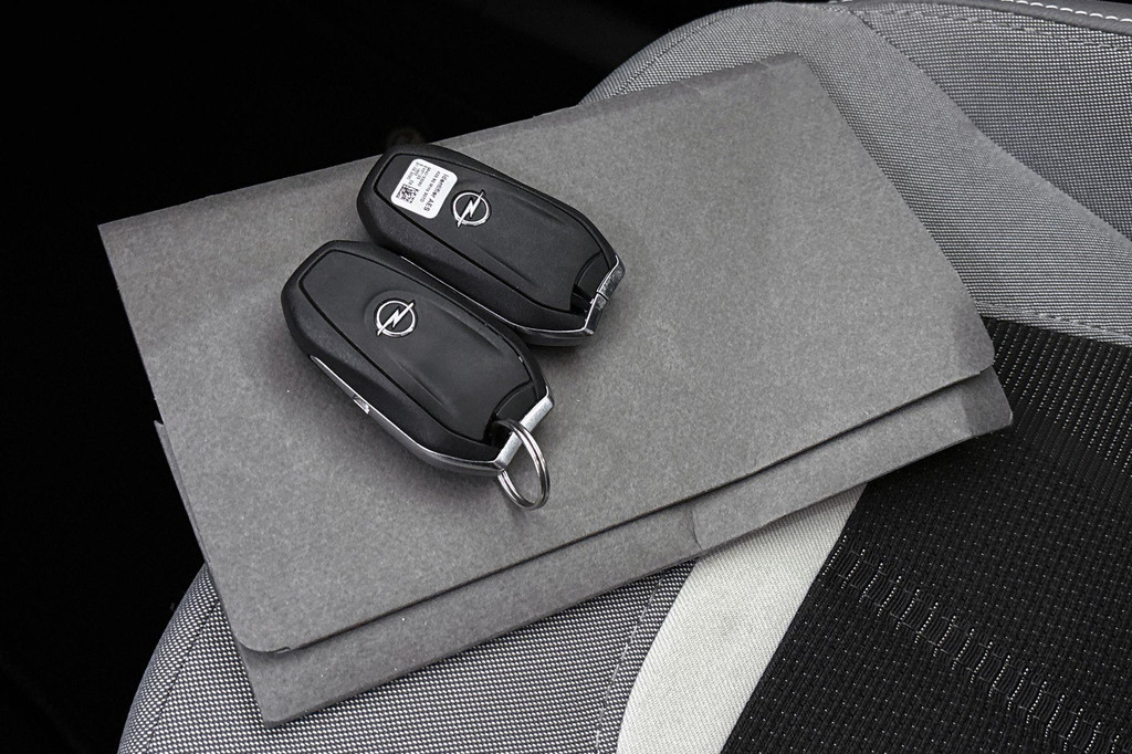 Opel Mokka-e (T565FJ) met abonnement