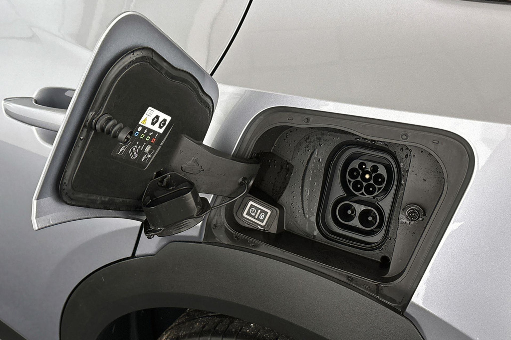 Opel Mokka-e (T565FJ) met abonnement