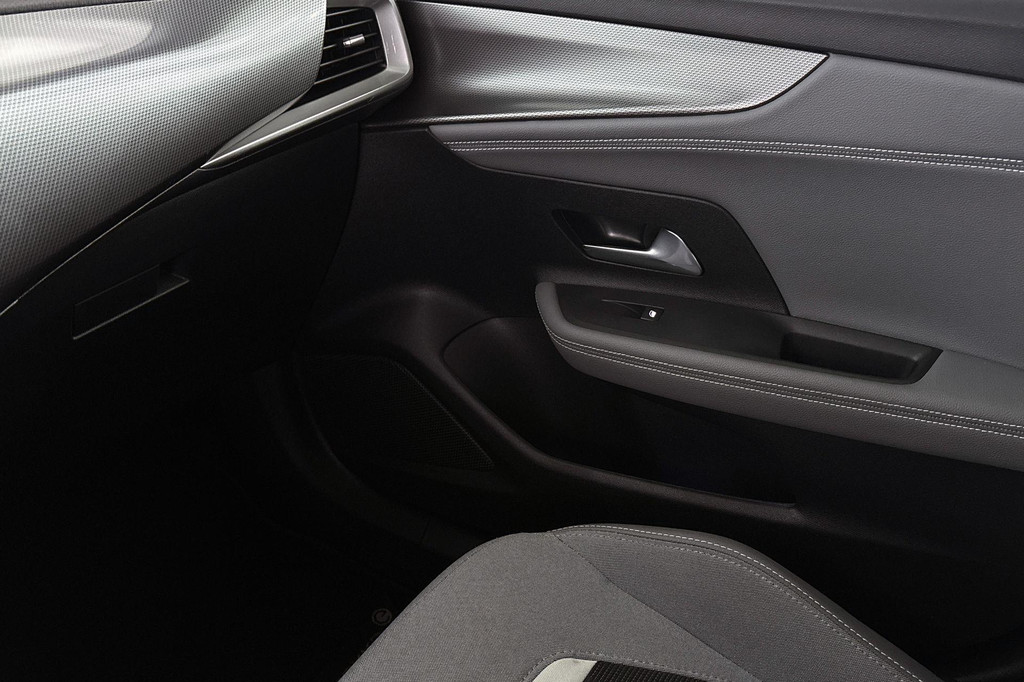 Opel Mokka-e (T565FJ) met abonnement