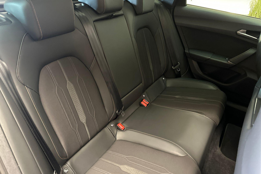 CUPRA Leon Sportstourer (JPK57F) met abonnement