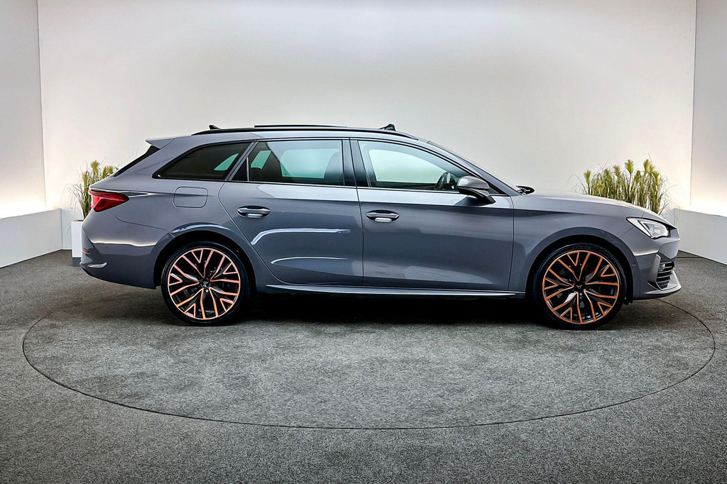 CUPRA Leon Sportstourer (JPK57F) met abonnement