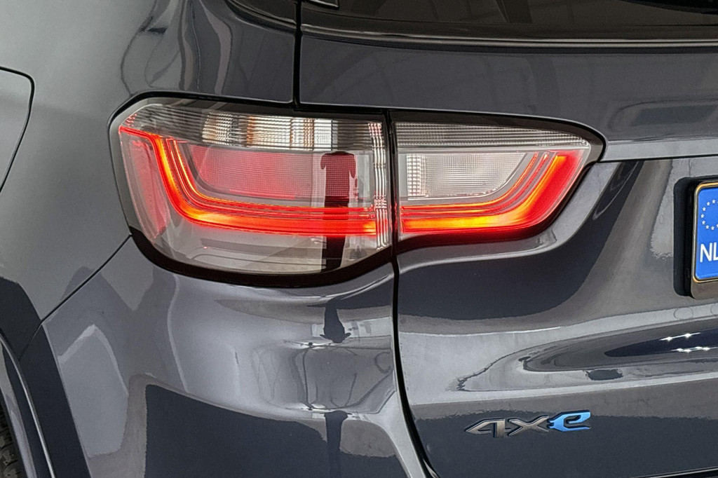 Jeep Compass (HBT31K) met abonnement