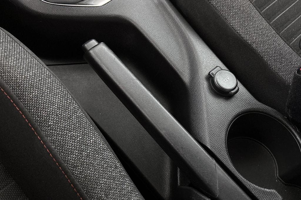 Peugeot 208 (T610BS) met abonnement