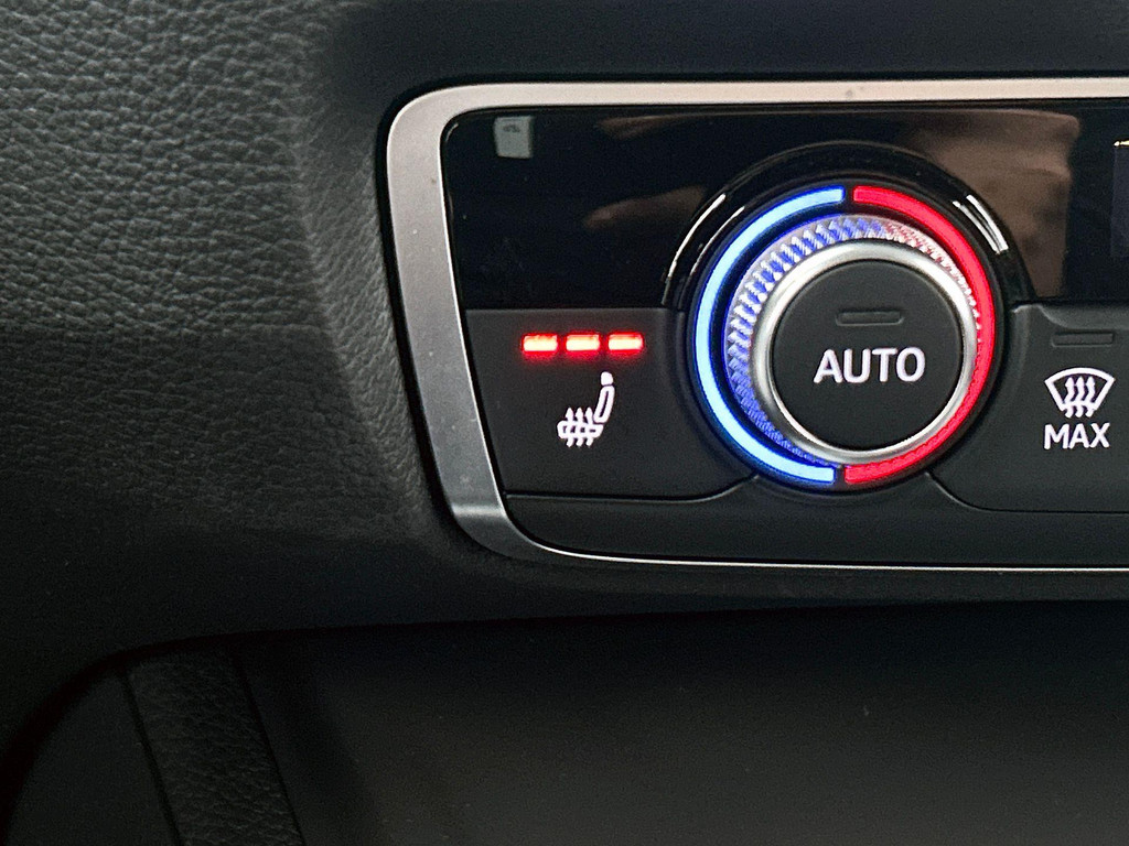 Audi Q3 (JTR85R) met abonnement