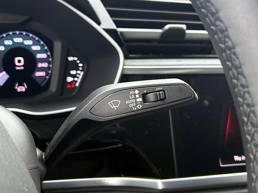 Audi Q3 (JTR85R) met abonnement