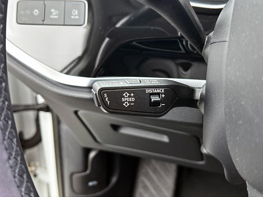 Audi Q3 (JTR85R) met abonnement