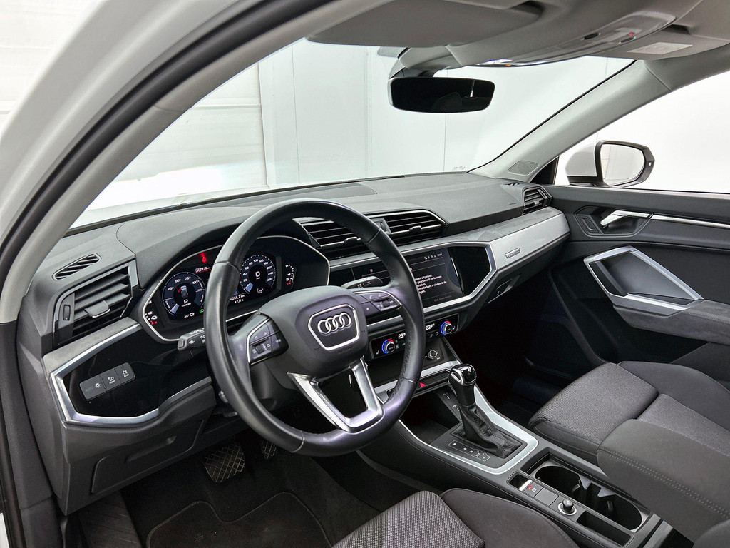 Audi Q3 (JTR85R) met abonnement