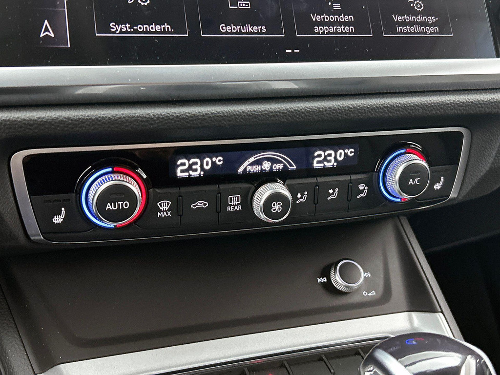 Audi Q3 (JTR85R) met abonnement