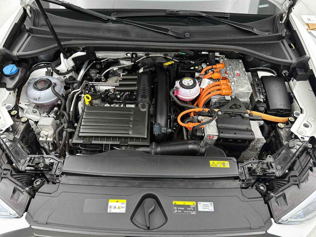 Audi Q3 (JTR85R) met abonnement