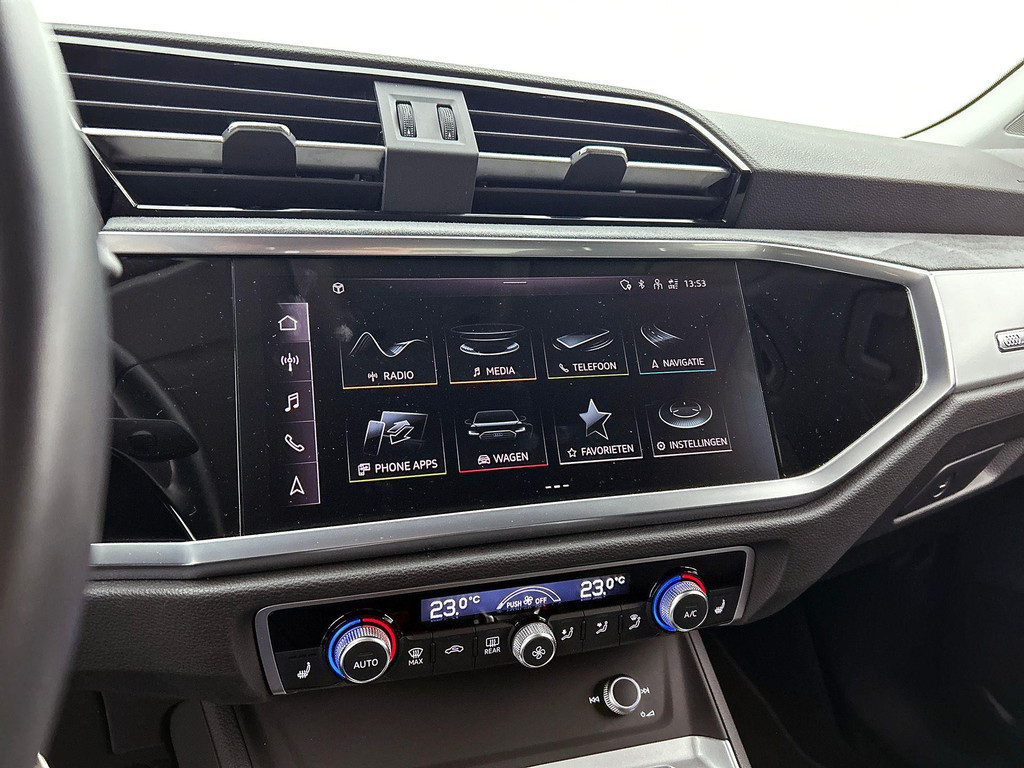 Audi Q3 (JTR85R) met abonnement