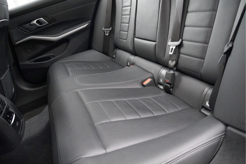 BMW 3 Serie (P249FX) met abonnement