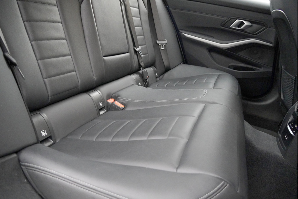 BMW 3 Serie (P249FX) met abonnement