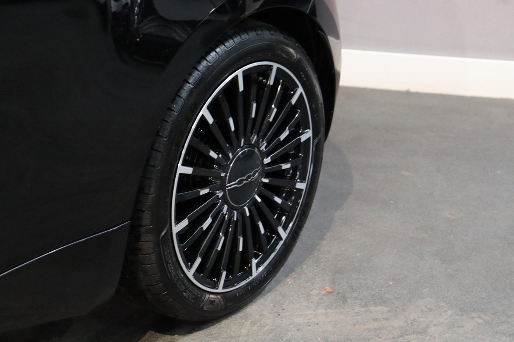 Fiat 500e (S405RV) met abonnement