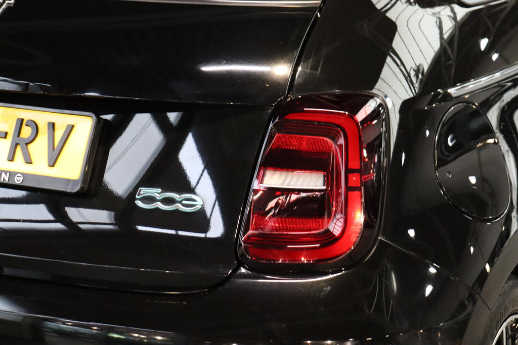 Fiat 500e (S405RV) met abonnement