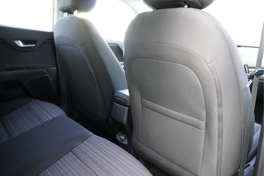 Kia Stonic (J176BT) met abonnement