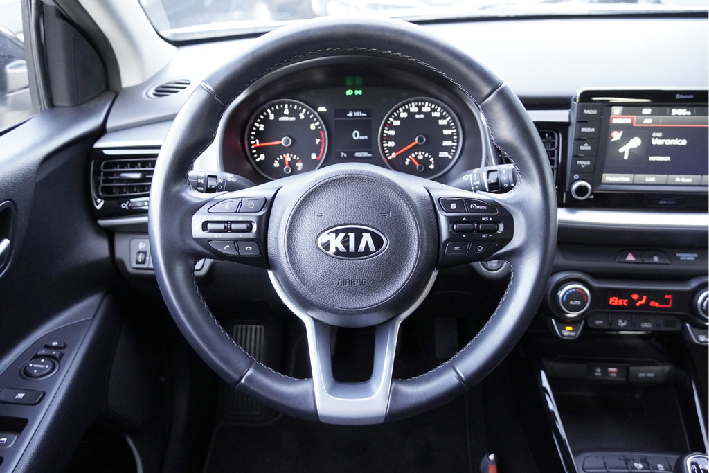 Kia Stonic (J176BT) met abonnement