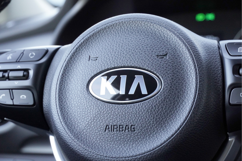 Kia Stonic (J176BT) met abonnement