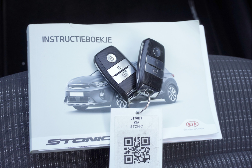 Kia Stonic (J176BT) met abonnement