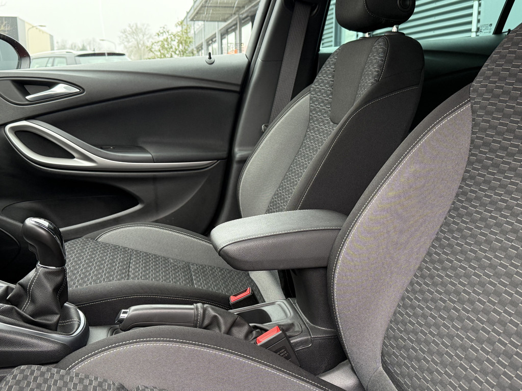 Opel Astra (J208FN) met abonnement