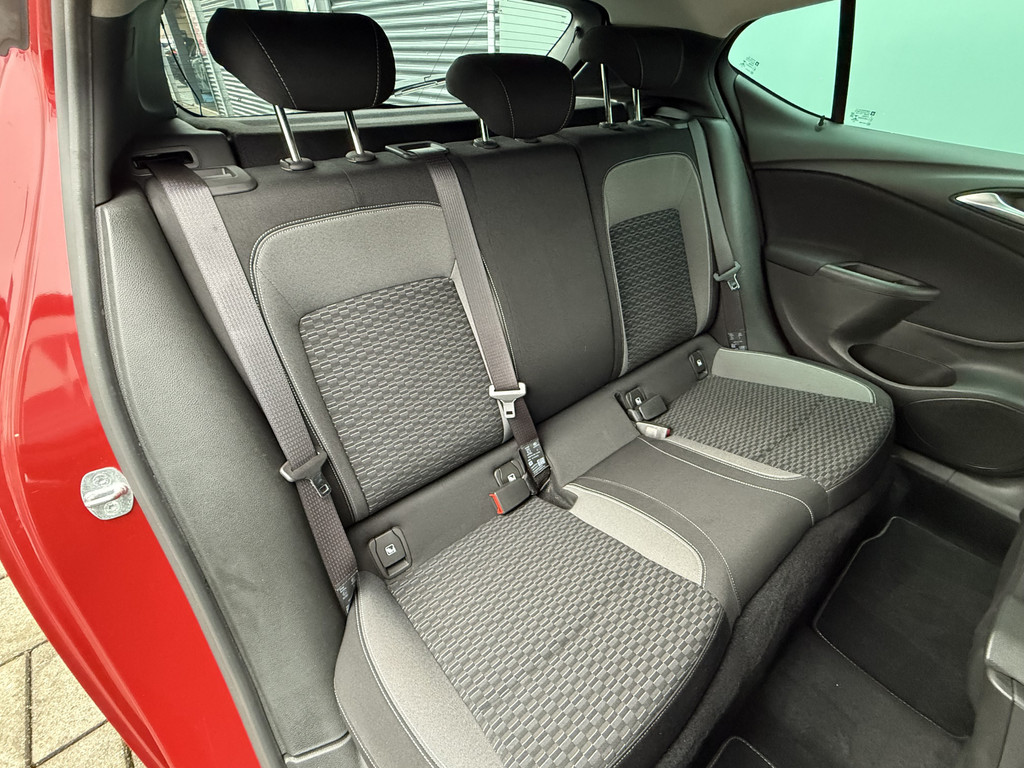 Opel Astra (J208FN) met abonnement