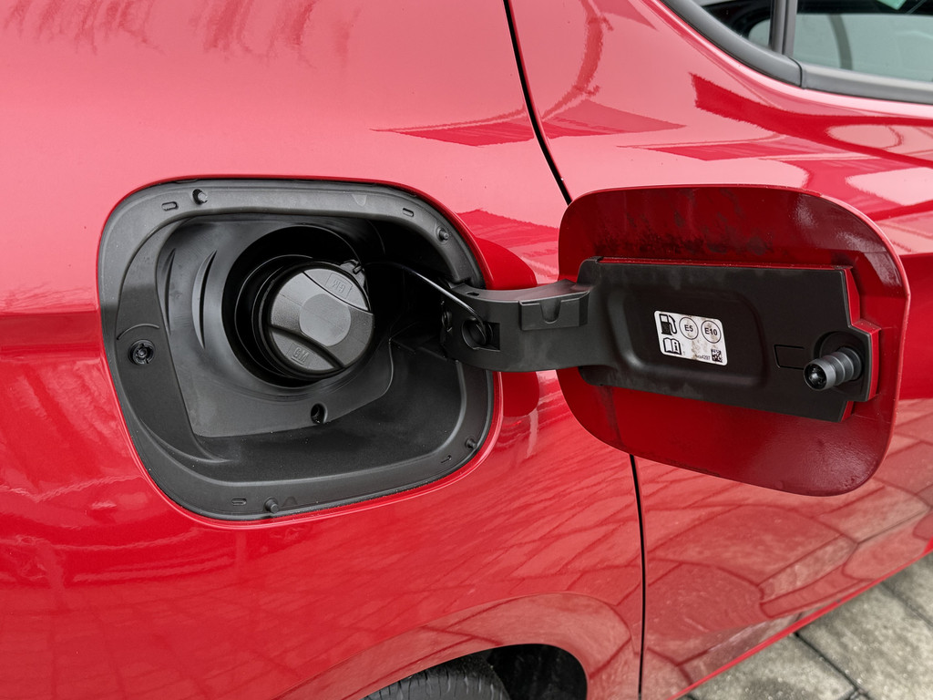 Opel Astra (J208FN) met abonnement