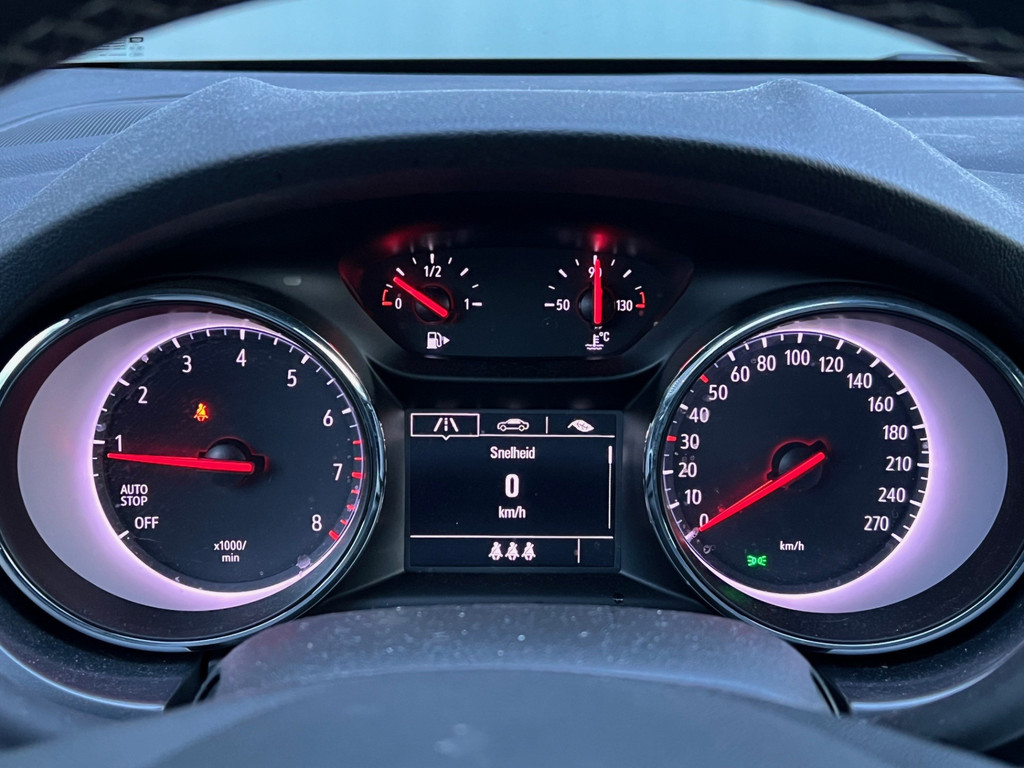 Opel Astra (J208FN) met abonnement